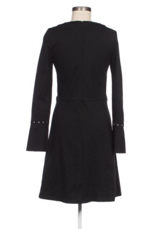 Ruha Unbranded, Méret M, Szín Fekete, Ár 10 868 Ft