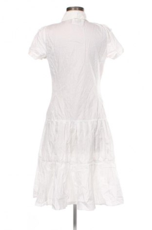 Ruha Unbranded, Méret M, Szín Fehér, Ár 6 909 Ft