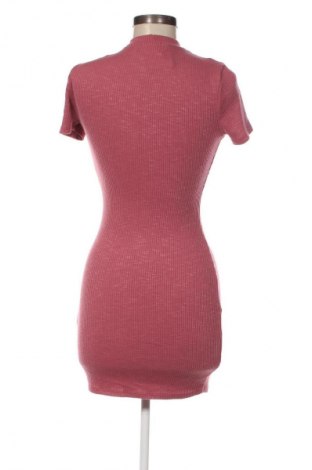 Рокля Unbranded, Размер M, Цвят Розов, Цена 23,99 лв.