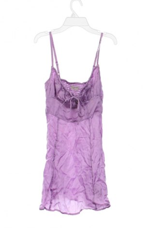 Sukienka Urban Outfitters, Rozmiar S, Kolor Fioletowy, Cena 113,10 zł