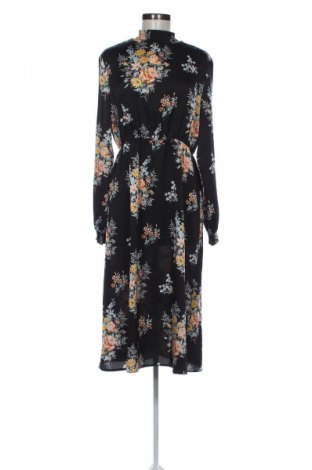 Kleid VILA, Größe M, Farbe Mehrfarbig, Preis € 17,36