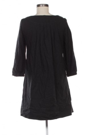 Kleid VILA, Größe M, Farbe Schwarz, Preis 13,80 €
