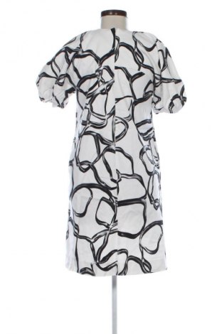 Рокля W, Размер M, Цвят Многоцветен, Цена 15,99 лв.