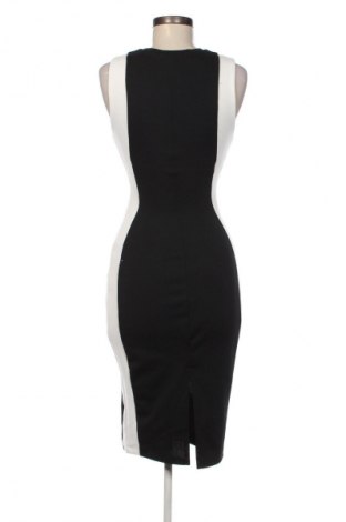 Рокля Zara, Размер S, Цвят Многоцветен, Цена 39,99 лв.