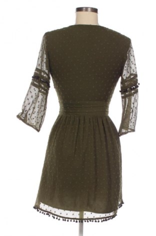Kleid Zara, Größe S, Farbe Grün, Preis 13,81 €