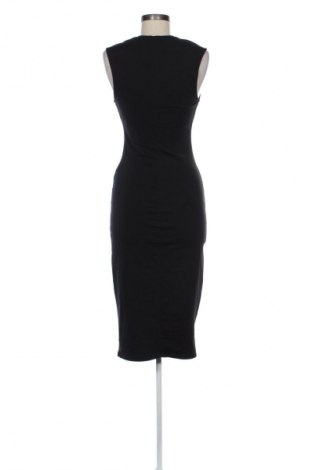 Рокля Zara, Размер M, Цвят Черен, Цена 33,99 лв.