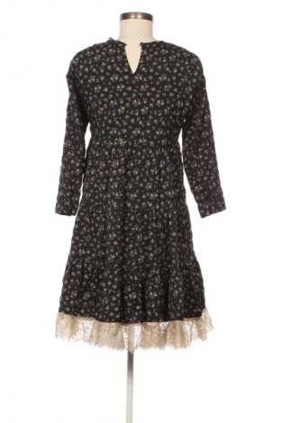 Kleid Zara, Größe XS, Farbe Mehrfarbig, Preis € 13,81