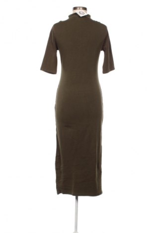 Kleid Zara, Größe XL, Farbe Grün, Preis 23,02 €