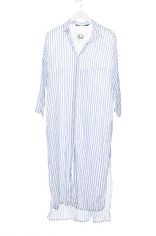 Рокля Zara, Размер XS, Цвят Многоцветен, Цена 33,82 лв.