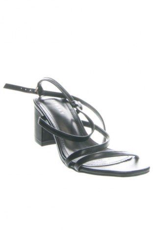 Sandały Sinsay, Rozmiar 37, Kolor Czarny, Cena 93,99 zł