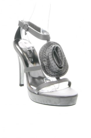 Sandale Solo Soprani, Mărime 40, Culoare Gri, Preț 151,99 Lei