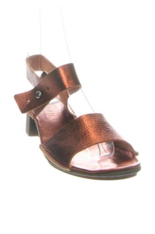 Szandálok Trippen, Méret 36, Szín Narancssárga
, Ár 120 840 Ft
