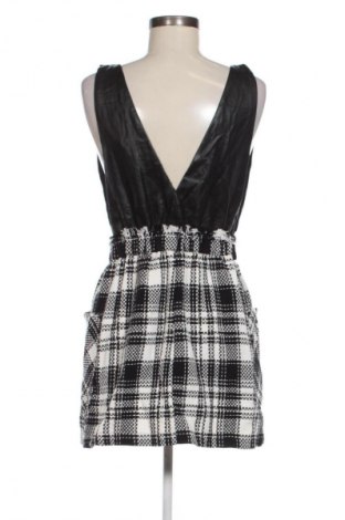 Latzkleid Zara, Größe M, Farbe Mehrfarbig, Preis 37,06 €
