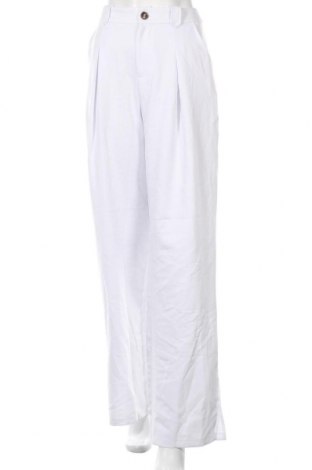 Дамски панталон Pretty Little Thing, Размер M, Цвят Бял, 95% полиестер, 5% еластан, Цена 42,00 лв.