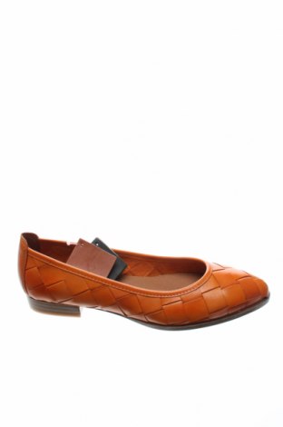 Дамски обувки Marco Tozzi, Размер 37, Цвят Кафяв, Естествена кожа, Цена 34,75 лв.