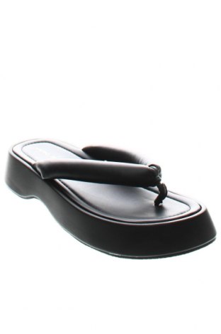 Papuci Vero Moda, Mărime 41, Culoare Negru, Preț 88,97 Lei