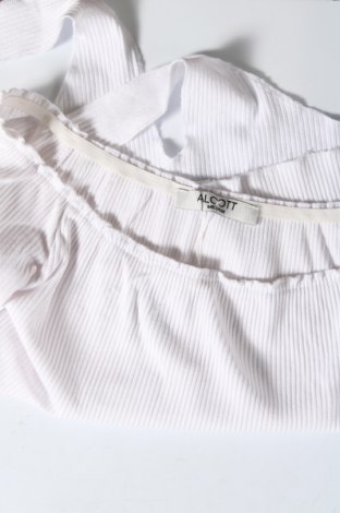 Γυναικεία μπλούζα Alcott, Μέγεθος M, Χρώμα Λευκό, Τιμή 2,40 €