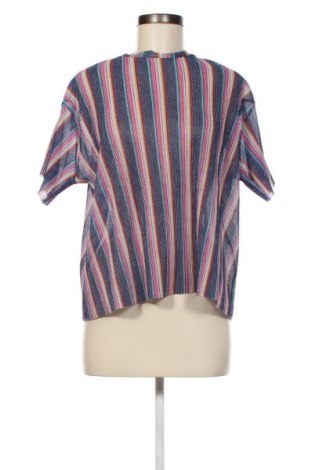 Γυναικεία μπλούζα Bershka, Μέγεθος M, Χρώμα Πολύχρωμο, Τιμή 2,23 €