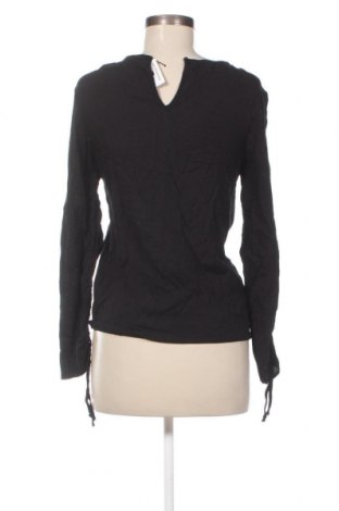 Дамска блуза Get it on by S.Oliver, Размер XS, Цвят Черен, Цена 4,32 лв.