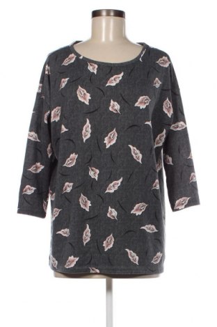 Γυναικεία μπλούζα ONLY Carmakoma, Μέγεθος S, Χρώμα Πολύχρωμο, Τιμή 2,13 €
