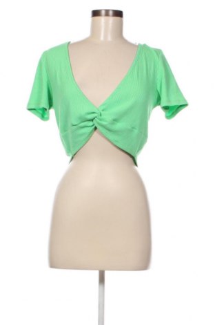 Дамска блуза Pull&Bear, Размер XL, Цвят Зелен, Цена 3,61 лв.