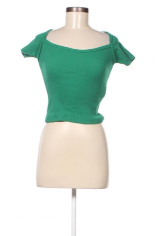 Дамска блуза Trendyol, Размер L, Цвят Зелен, Цена 7,20 лв.
