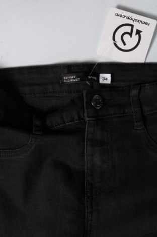Damen Jeans Sinsay, Größe XS, Farbe Schwarz, Preis 4,50 €