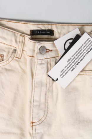 Damen Jeans Trendyol, Größe XXS, Farbe Ecru, Preis € 44,85