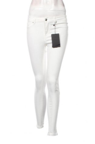 Damen Jeans Vero Moda, Größe S, Farbe Weiß, Preis 35,05 €