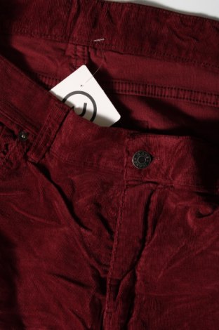 Дамски джинси, Размер M, Цвят Червен, Цена 4,64 лв.