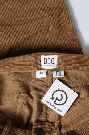 Дамски джинси BDG, Размер M, Цвят Бежов, Цена 4,93 лв.