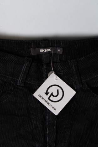 Γυναικείο κοτλέ παντελόνι Bik Bok, Μέγεθος XS, Χρώμα Μαύρο, Τιμή 2,51 €