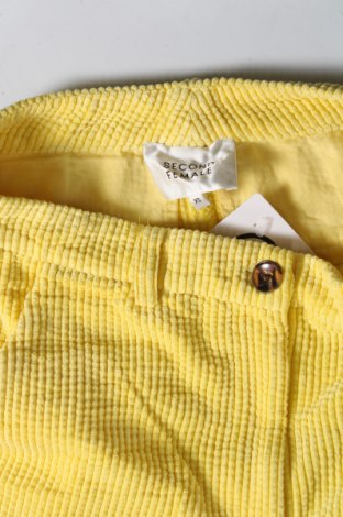 Γυναικείο κοτλέ παντελόνι Second Female, Μέγεθος XS, Χρώμα Κίτρινο, Τιμή 2,42 €
