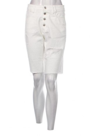 Дамски къс панталон Camaieu, Размер M, Цвят Бял, Цена 12,71 лв.