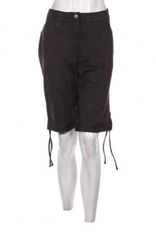 Дамски къс панталон Janet & Joyce, Размер L, Цвят Черен, Цена 72,00 лв.
