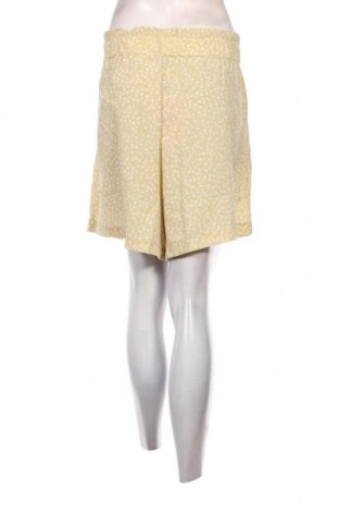 Дамски къс панталон Monki, Размер XL, Цвят Многоцветен, Цена 13,16 лв.