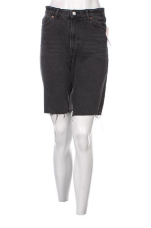 Дамски къс панталон Monki, Размер XS, Цвят Сив, Цена 11,76 лв.