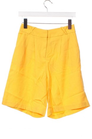 Дамски къс панталон Naf Naf, Размер XS, Цвят Жълт, Цена 9,36 лв.