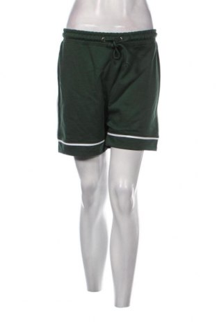 Дамски къс панталон Nasty Gal, Размер M, Цвят Зелен, Цена 8,64 лв.