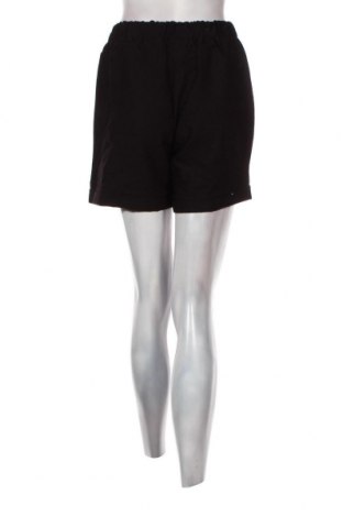 Дамски къс панталон New Laviva, Размер L, Цвят Черен, Цена 72,00 лв.