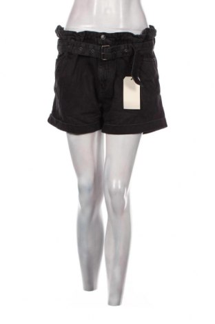 Дамски къс панталон Q/S by S.Oliver, Размер M, Цвят Черен, Цена 13,68 лв.