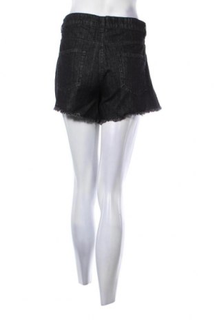 Γυναικείο κοντό παντελόνι Urban Classics, Μέγεθος L, Χρώμα Μαύρο, Τιμή 3,92 €