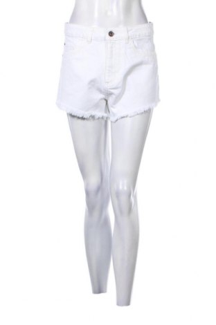 Дамски къс панталон Urban Classics, Размер M, Цвят Бял, Цена 8,40 лв.