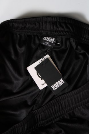 Дамски къс панталон Urban Classics, Размер 5XL, Цвят Черен, Цена 8,40 лв.