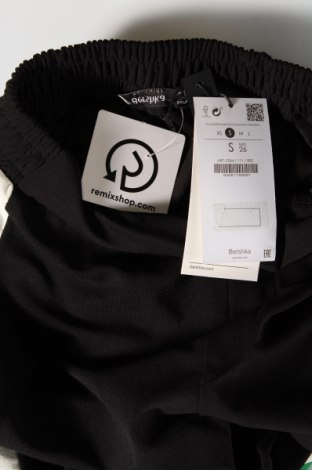 Γυναικείο παντελόνι Bershka, Μέγεθος S, Χρώμα Μαύρο, Τιμή 5,69 €