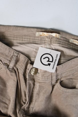Γυναικείο παντελόνι Easy Wear, Μέγεθος M, Χρώμα  Μπέζ, Τιμή 2,33 €