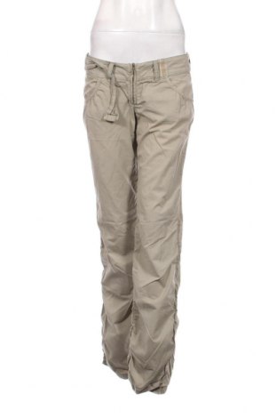 Дамски панталон Freeman T. Porter, Размер M, Цвят Зелен, Цена 6,86 лв.
