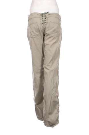 Дамски панталон Freeman T. Porter, Размер M, Цвят Зелен, Цена 4,41 лв.