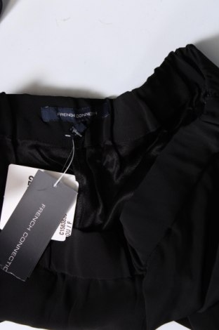 Γυναικείο παντελόνι French Connection, Μέγεθος S, Χρώμα Μαύρο, Τιμή 6,02 €