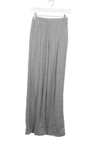 Γυναικείο παντελόνι ONLY, Μέγεθος XS, Χρώμα Γκρί, Τιμή 5,85 €